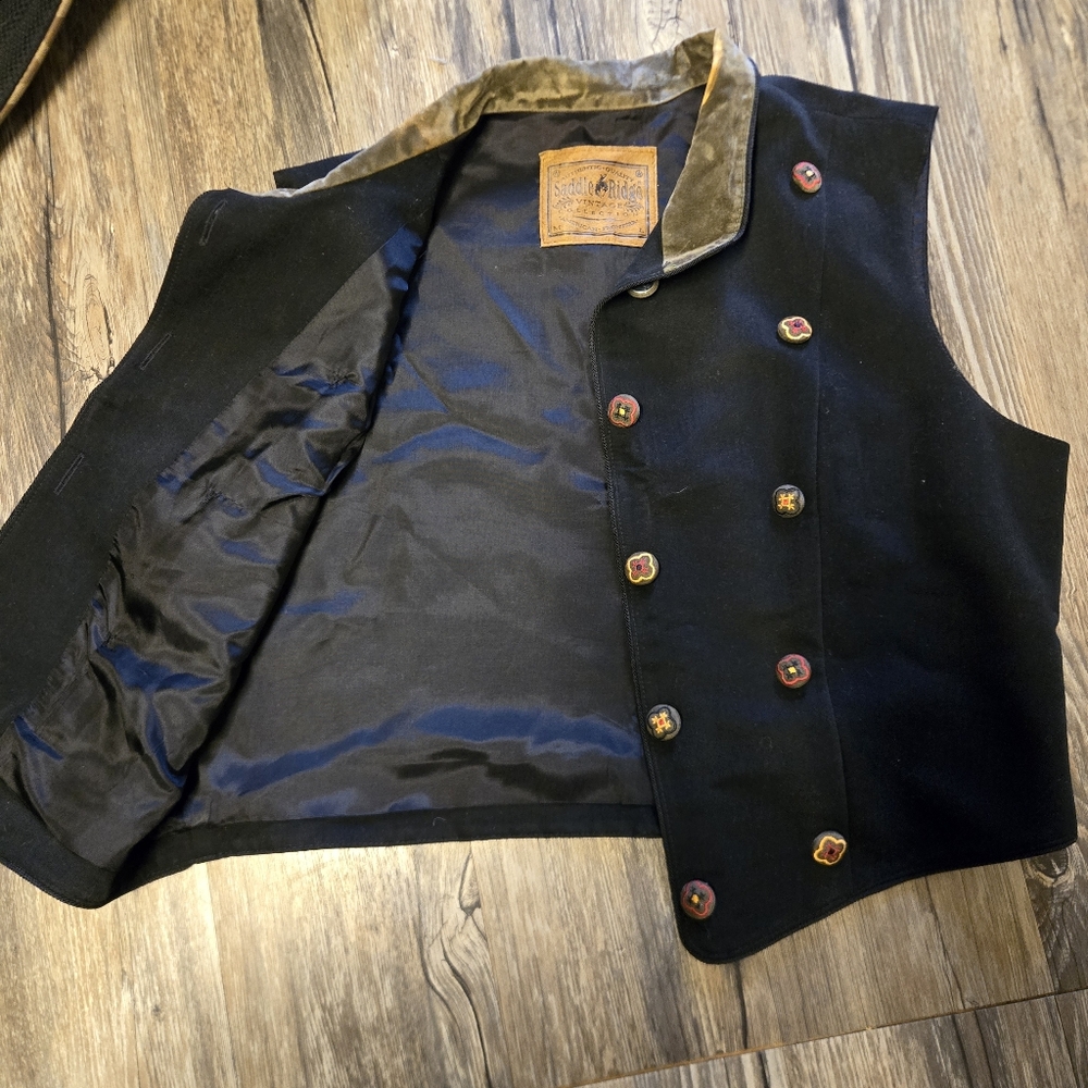 Saddle Ridge Womens Vest/Skirt Set - Picture 11 of 12